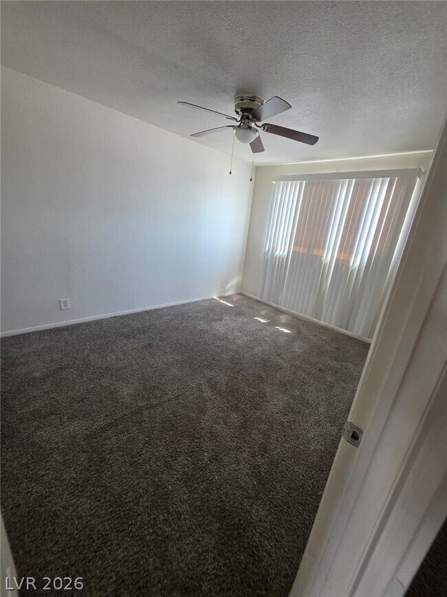 Building Photo - 412 W Monroe Ave