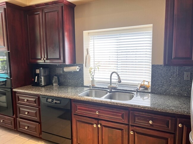 Building Photo - Scripps Ranch 4 bedroom 3 bath with Solar/...