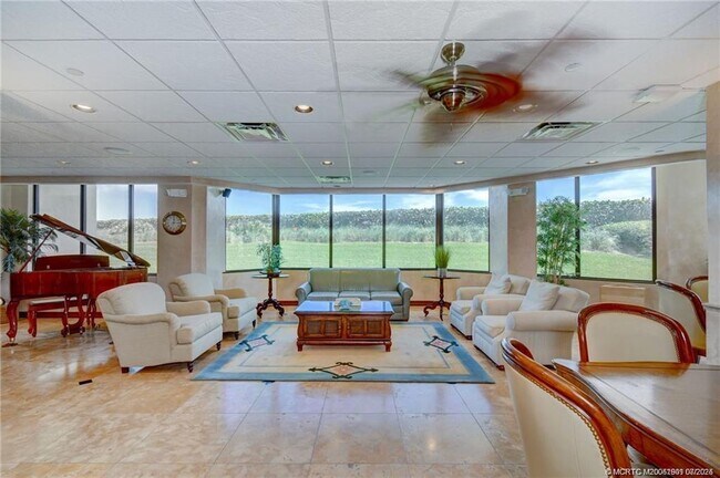 Building Photo - 9500 S Ocean Dr