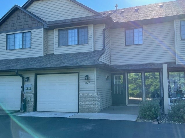 Primary Photo - 1534 Cottage Dr