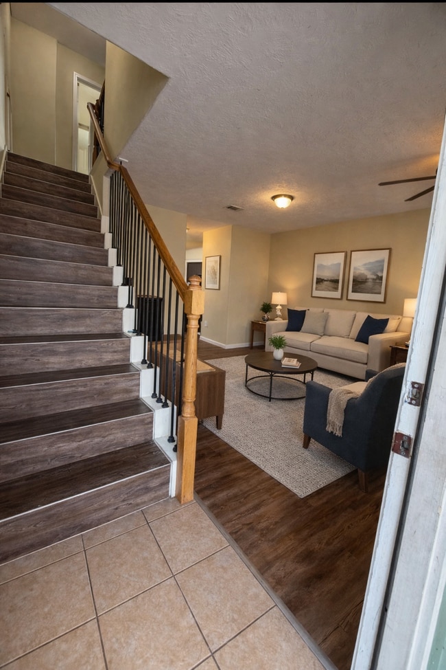 Building Photo - 21479 W Wallis Dr