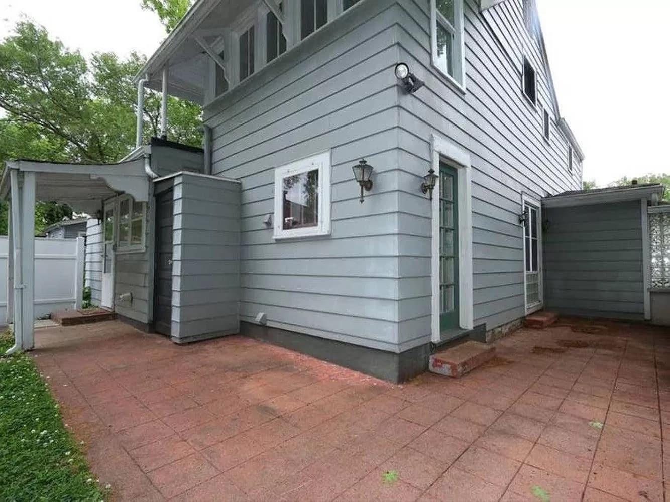 Outdoor patio - 15 North Ave