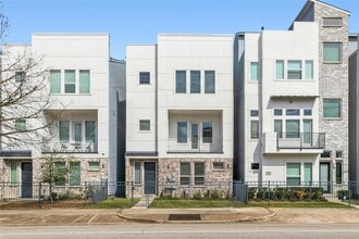 Building Photo - 1509 Elgin St