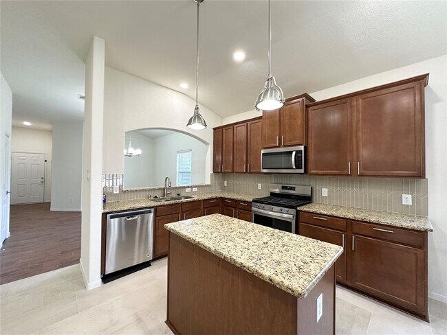 Building Photo - 23702 N Newport Bend