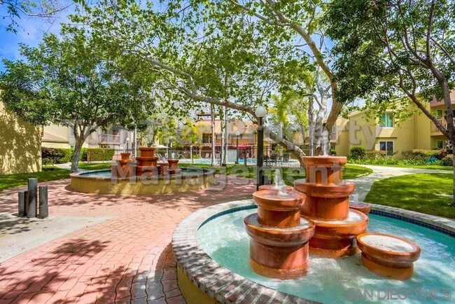 Building Photo - ***Light and Airy 1 Bed / 1 Bath Condo in ...