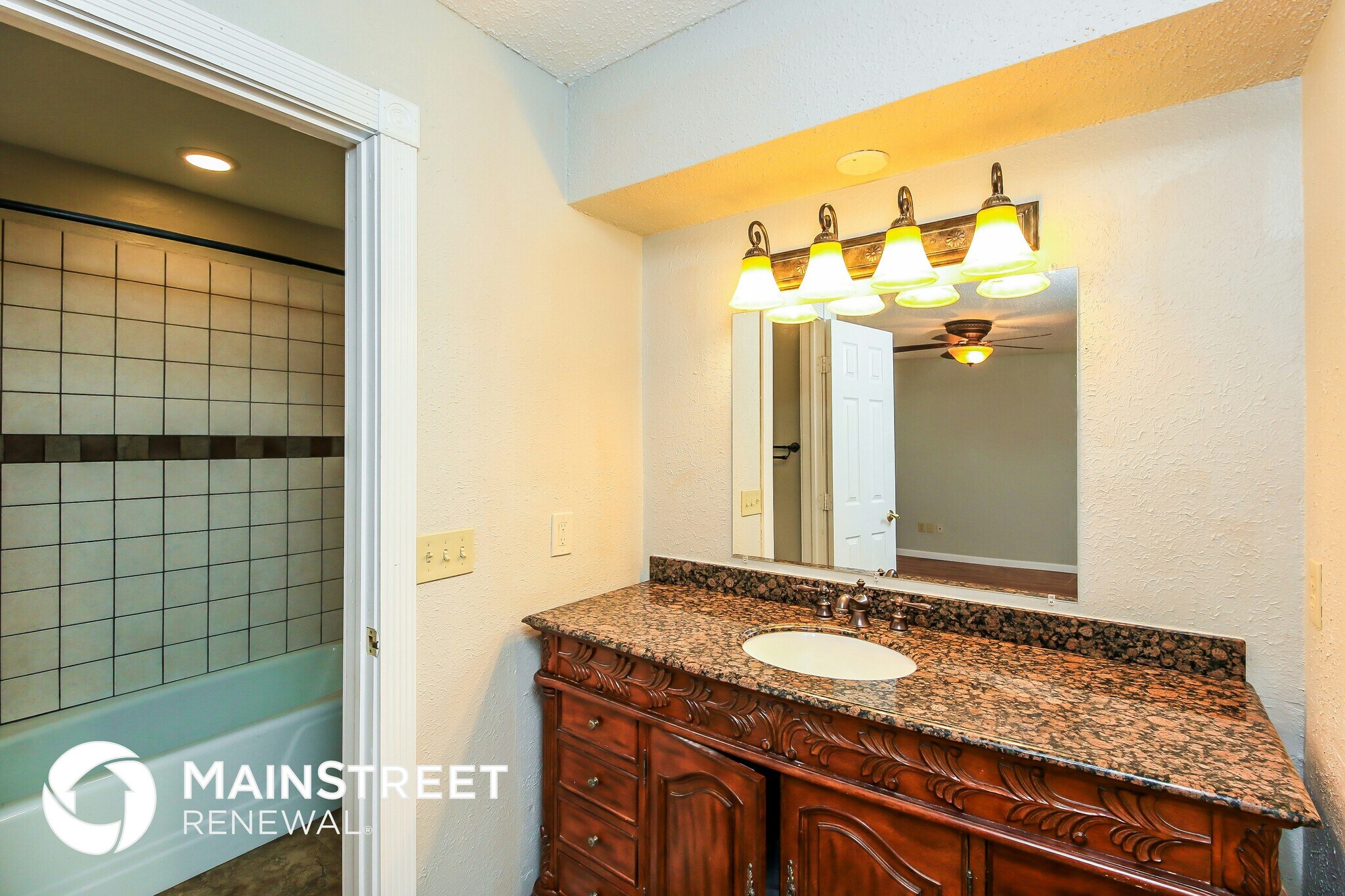 Building Photo - 305 W Grand Teton Ct