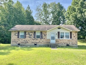 Building Photo - 335 Woodale Dr