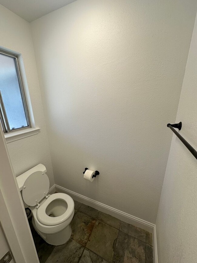 Building Photo - Fresno home for rent