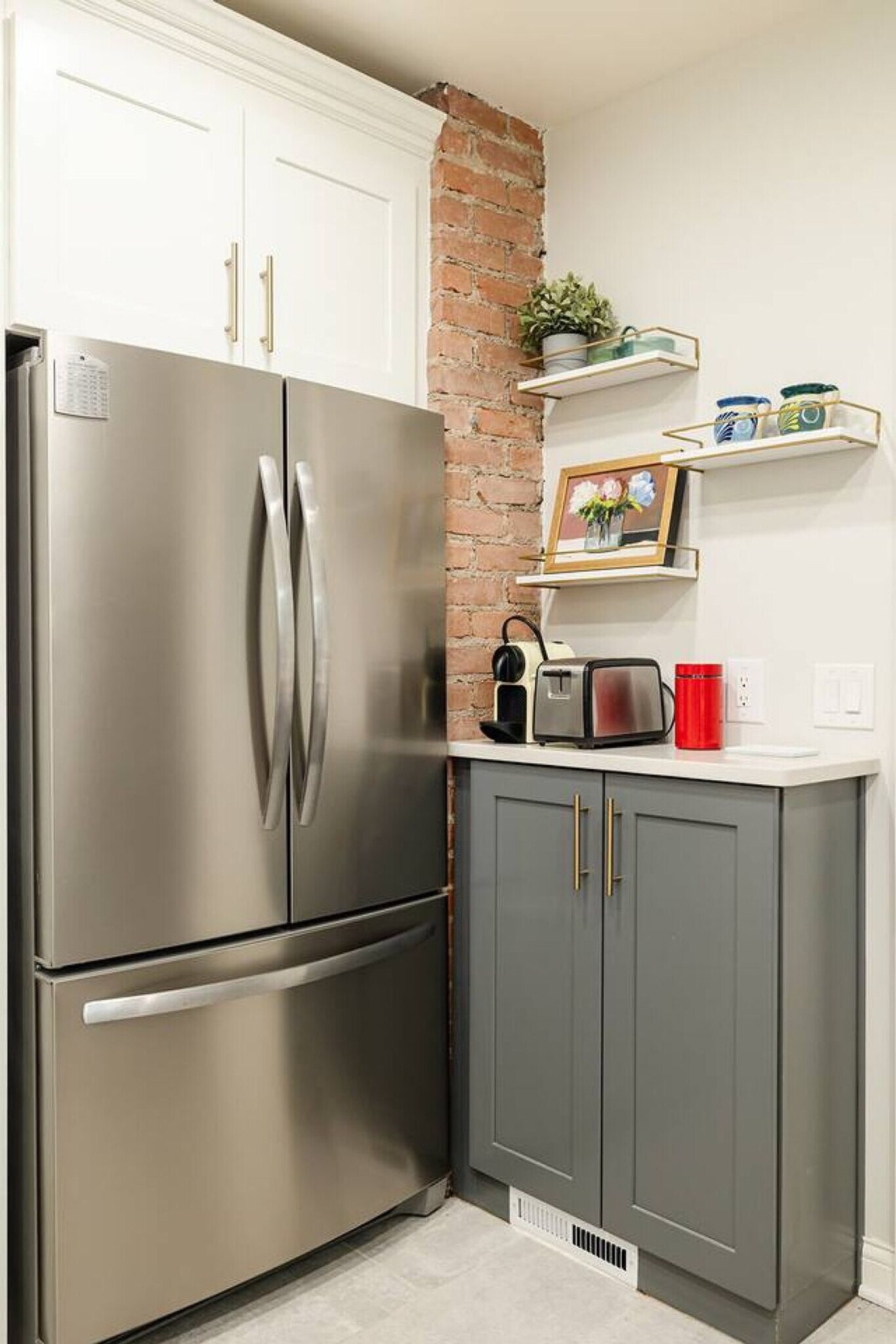 Building Photo - 3935 Oak Park Pl