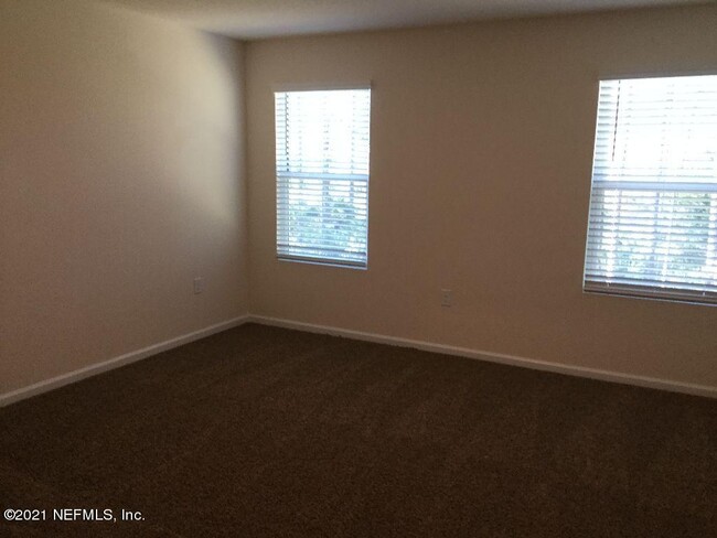 Building Photo - 219 Scotch Pebble Dr