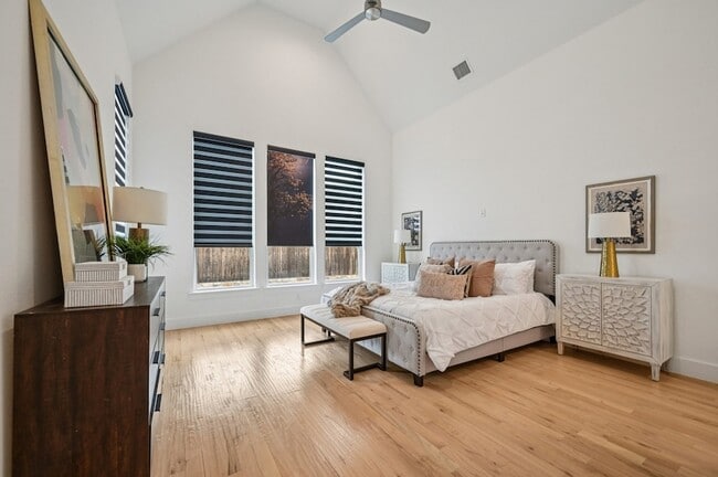 Building Photo - 13868 Dorset Ln