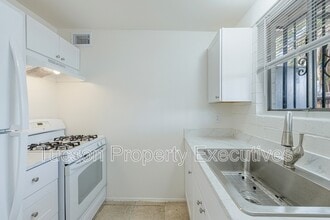 Building Photo - 4235 E Lee St