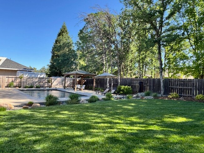 Building Photo - Beautiful Custom East Redding Home with a ...