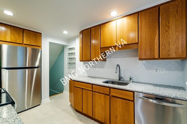 Building Photo - 4701 31st St S