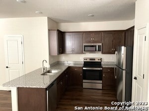 Building Photo - 10317 Lynwood Vlg