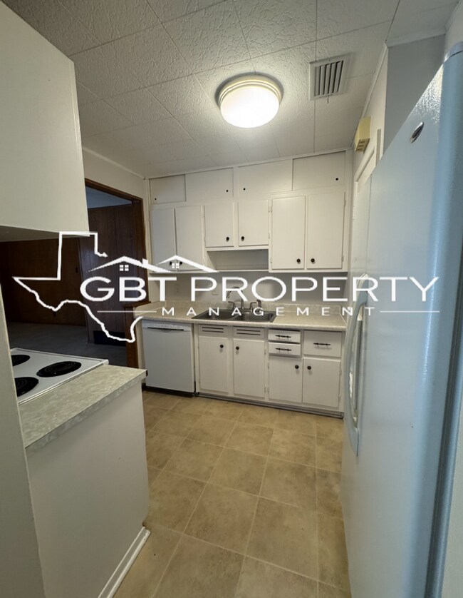 Building Photo - 10632 Aledo Dr