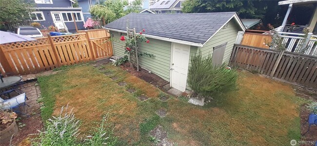 Building Photo - 4Bd/1.5Ba Seattle House