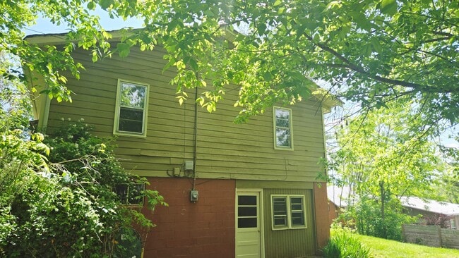 Building Photo - 67 Joyner Ave