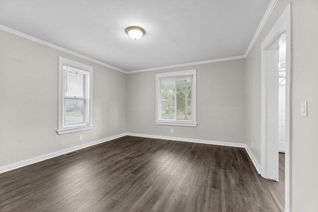 Building Photo - 2474 4th St