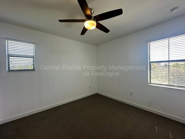 Building Photo - 8501 Arcadia Ln