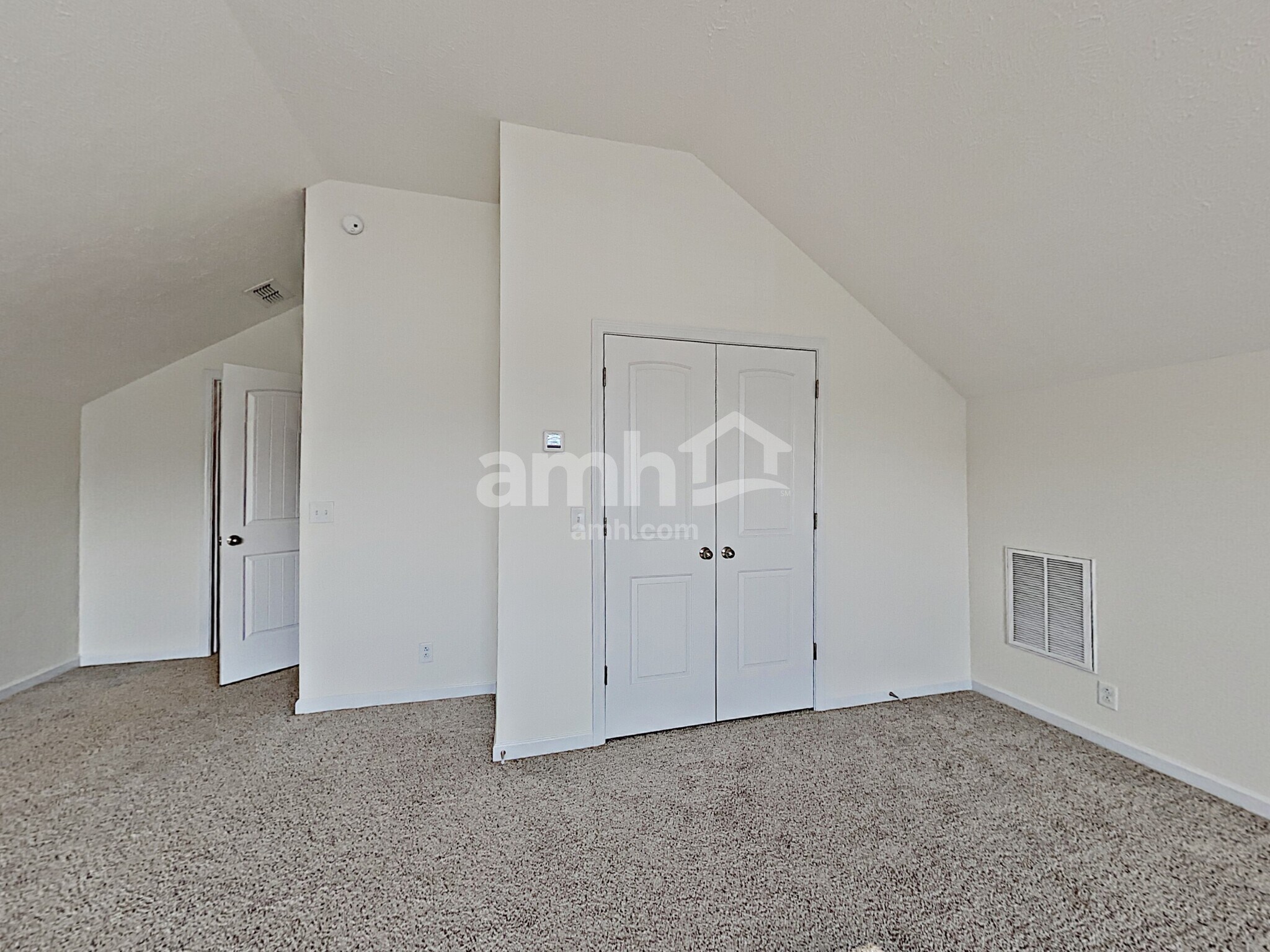 Building Photo - 1617 Ursuline Ln