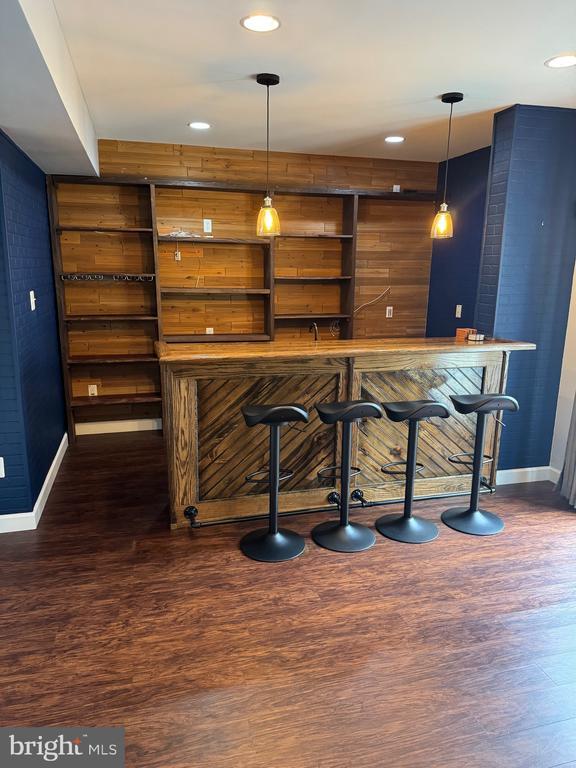 Building Photo - 5105 Hugunin Way