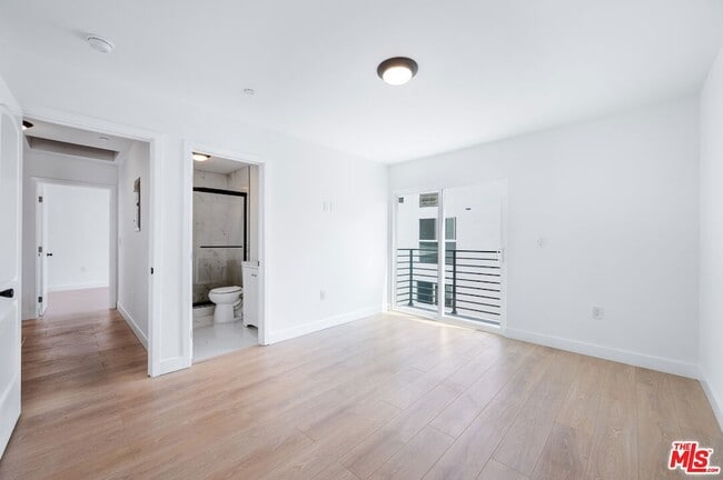 Building Photo - 7306 Independence Ave