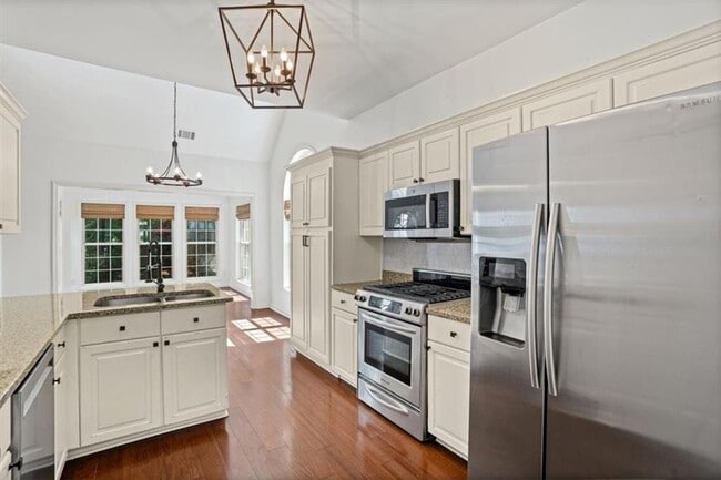 Building Photo - 3105 Ballet Ct