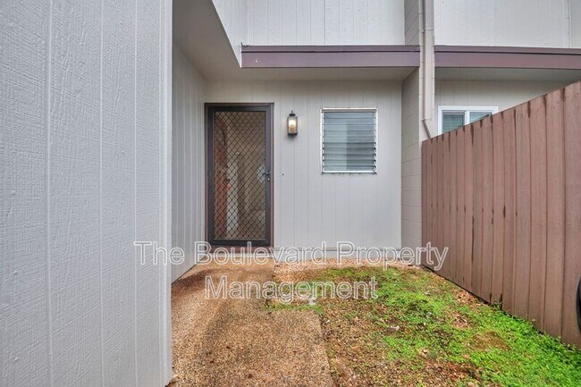 Building Photo - 95-045 Hokuiwa St