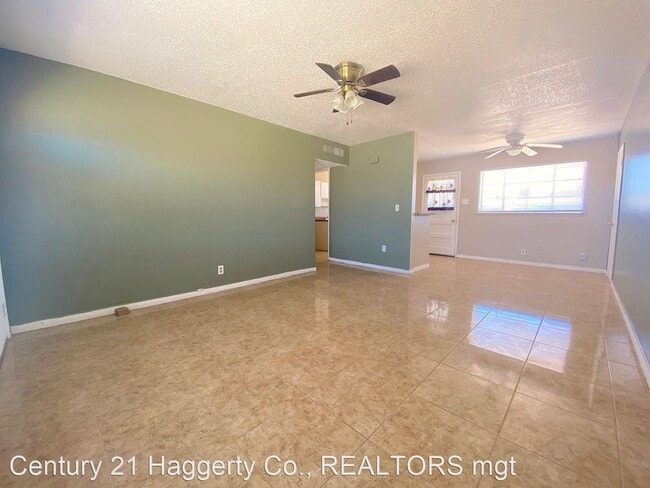 Building Photo - 3 br, 1.5 bath House - 9211 Montgomery