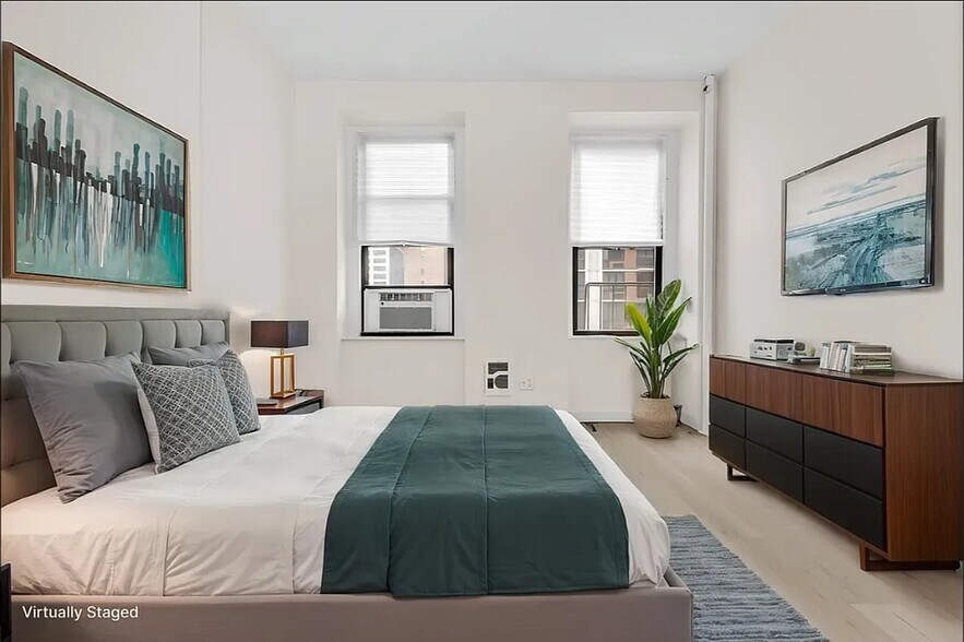 Primary Photo - 928 Second Avenue