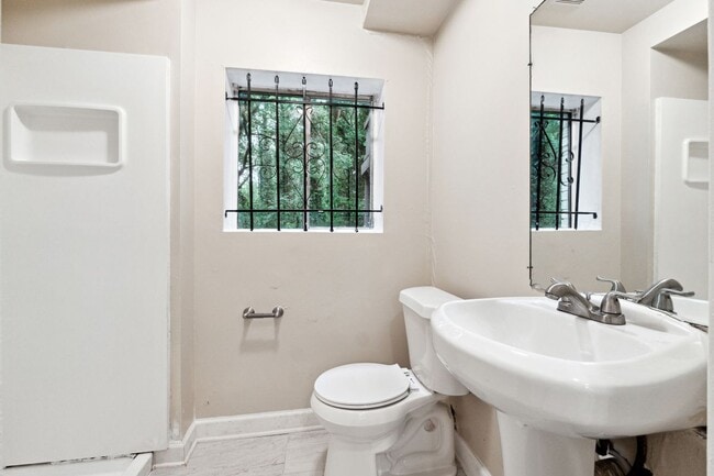 Building Photo - 5786 Deerfield Trail