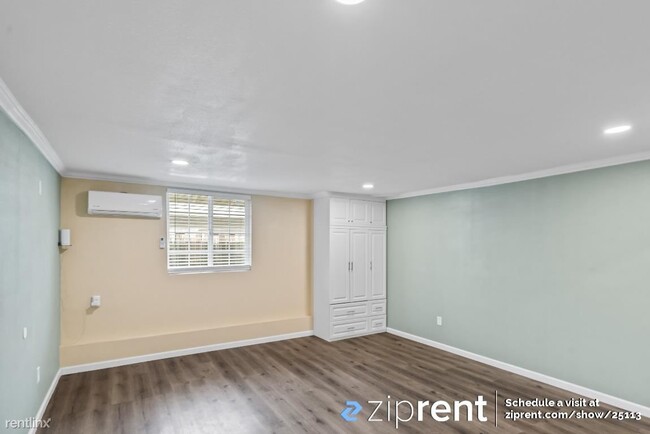 Building Photo - 1 br, 1 bath 4plex - 1935 Kinross Way, San...