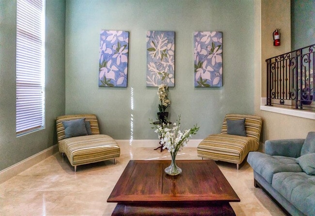 Building Photo - 3035 Riomar St