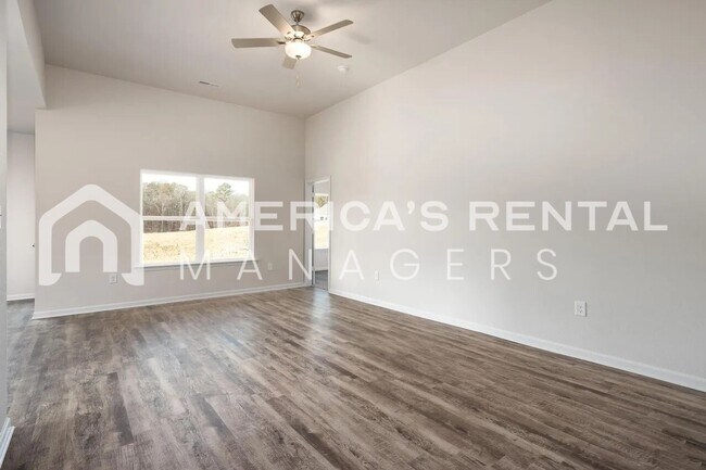 Building Photo - Coming Soon! Available to VIEW SOON!!