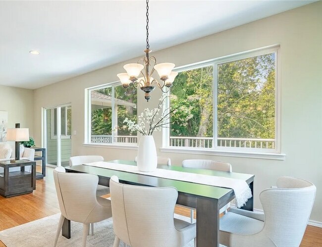 Building Photo - A Beautiful 3-bedroom 2 bath Birch Bay Village! Short term lease available.