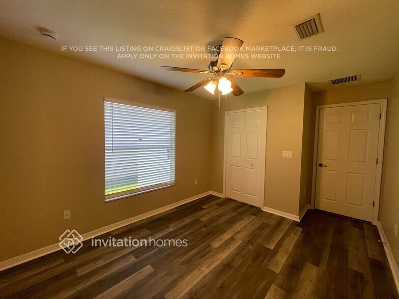 Building Photo - 13616 Artesa Bell Dr