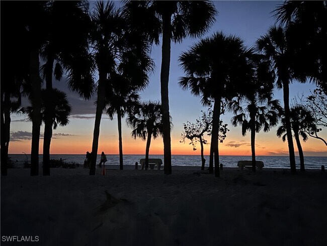 Building Photo - 4092 Belair Ln