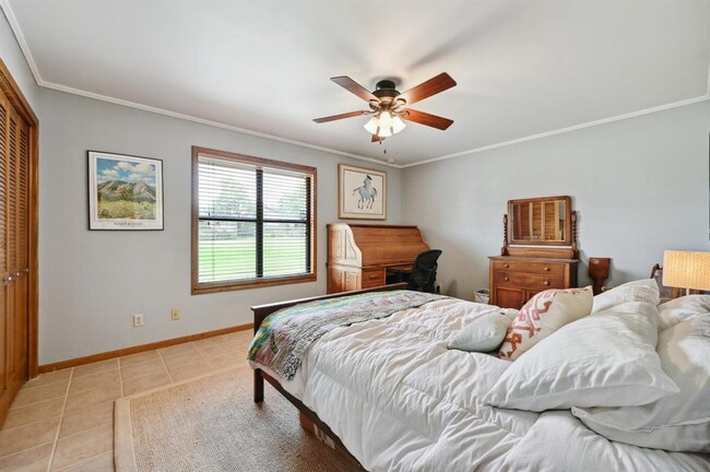Building Photo - 9209 Rock Way Dr