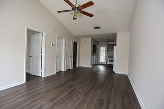 Building Photo - 100 Lanier Dr