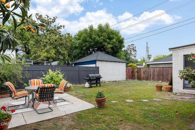 Building Photo - 3037 E Del Mar Blvd