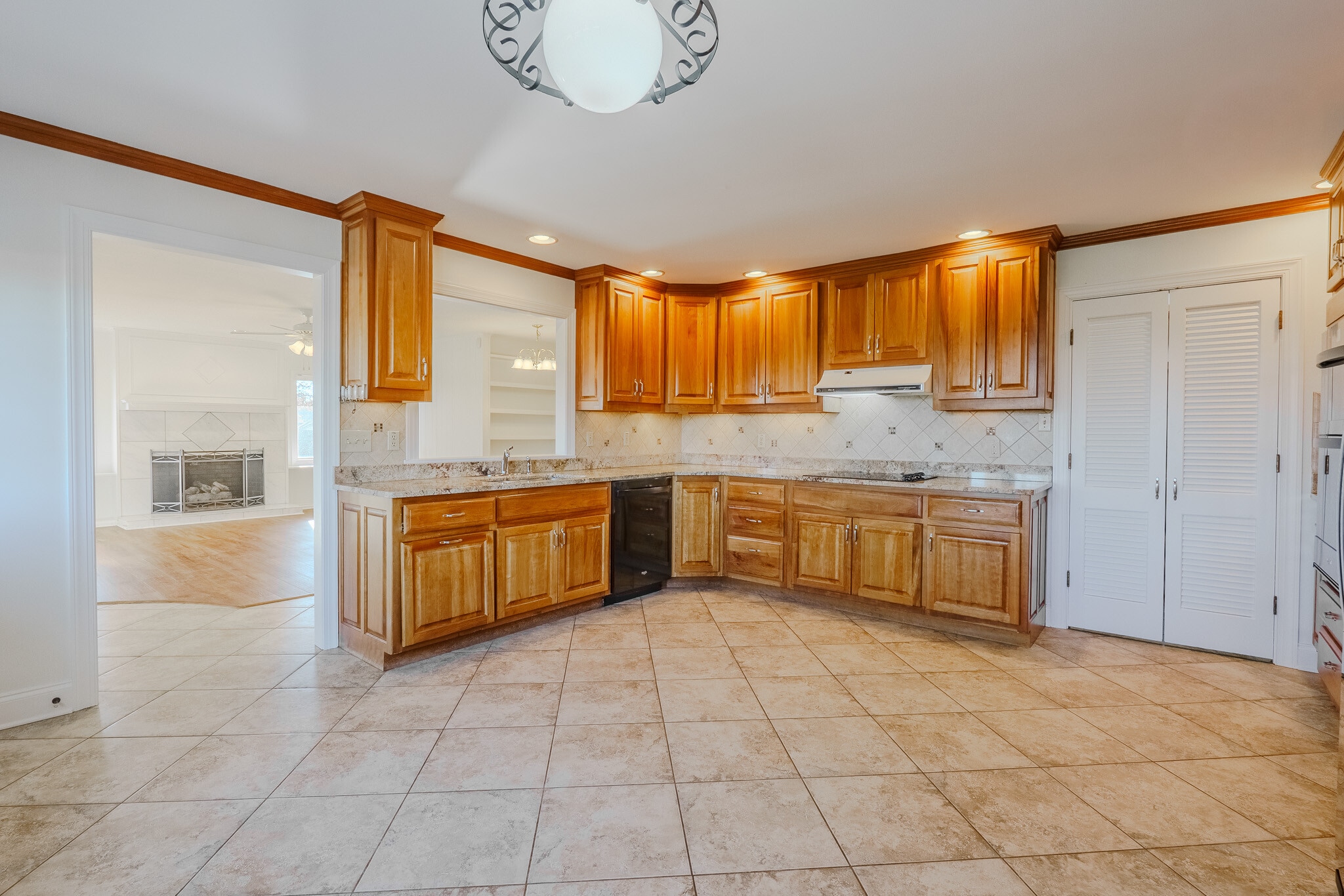 Building Photo - 218 Baltusrol Rd