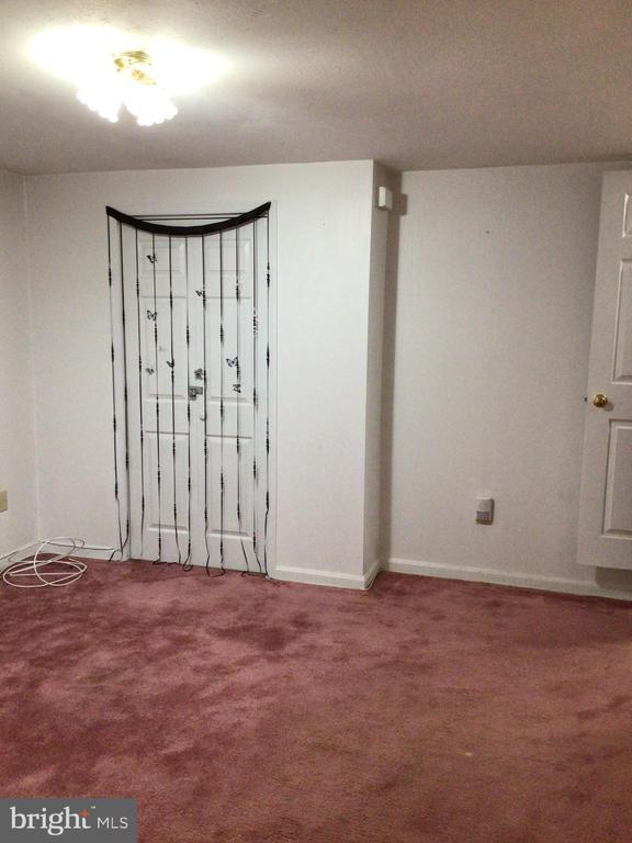 Building Photo - 1307 Fairlakes Pl