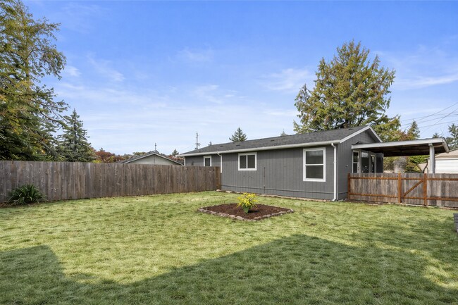 Building Photo - 1504 110th St S