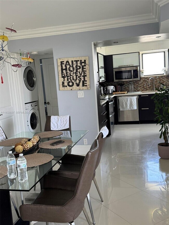 Building Photo - 3300 NE 192 St