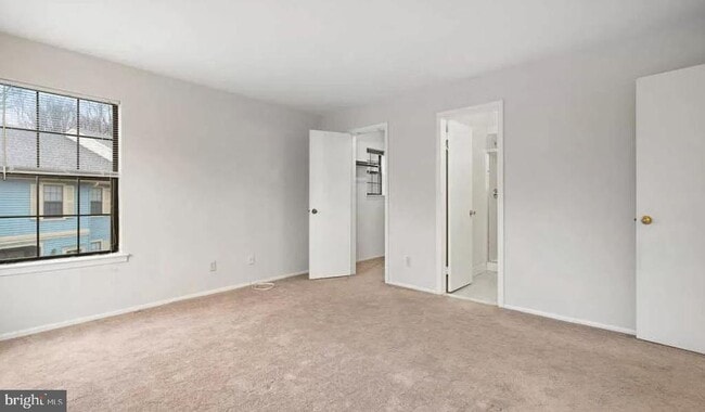 Building Photo - 158 Wyndham Pl