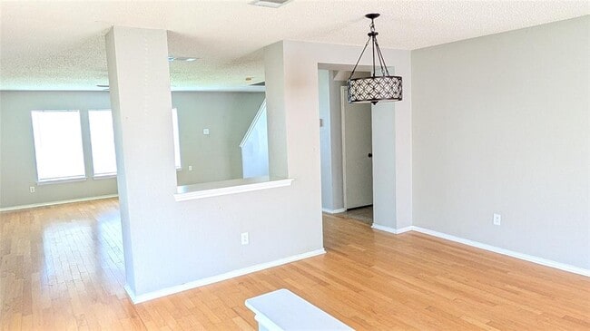 Building Photo - 2514 Byfield Dr