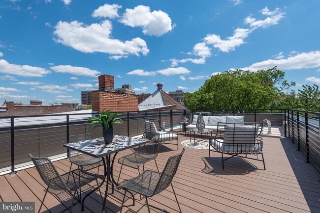 Building Photo - For Lease: A Luxury Penthouse Condominium ...