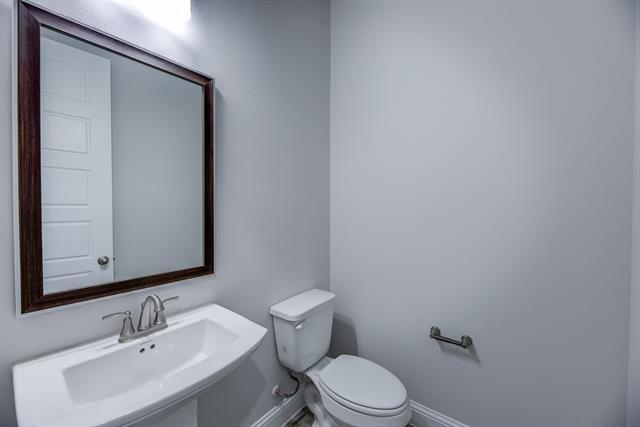 Building Photo - 8210 Cotton Patch Ln