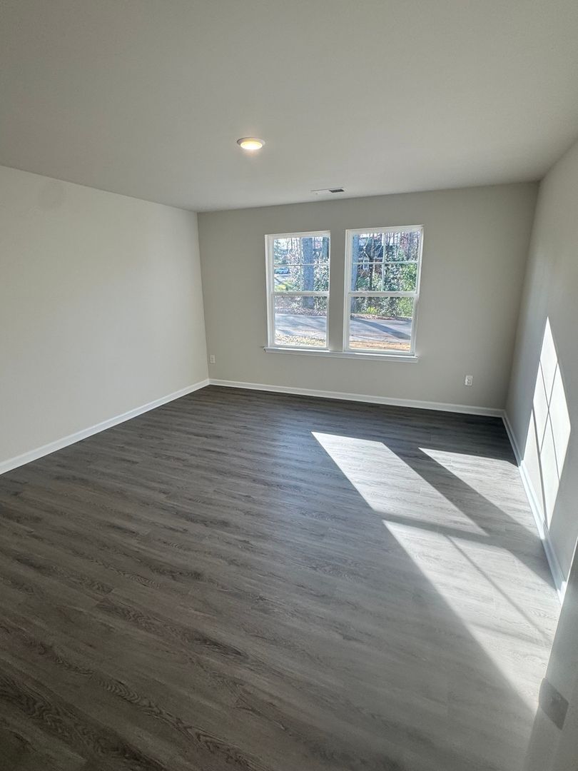 Building Photo - 914 W Sumter St